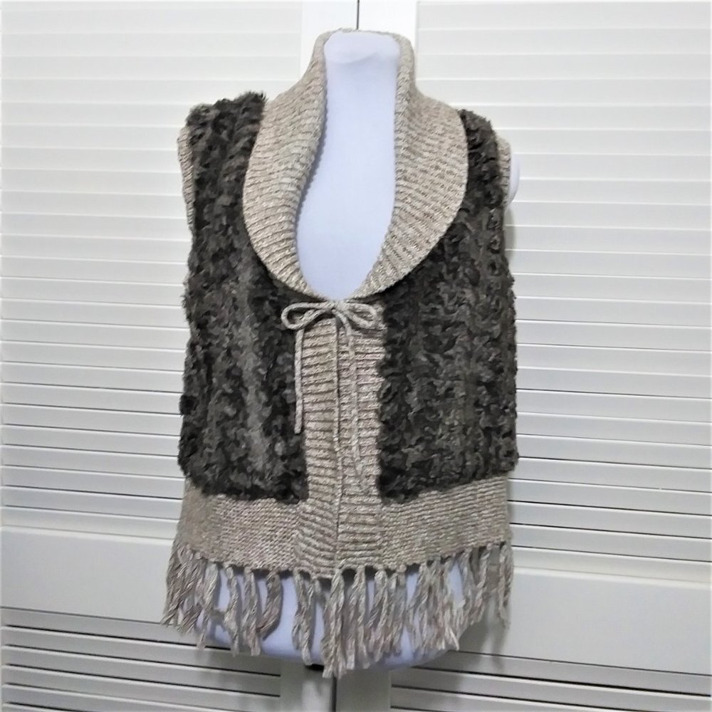 Peter Nygard Vest Brown Sweater‎ Knit Faux Fur Tie Front w Fringe Womens Medium